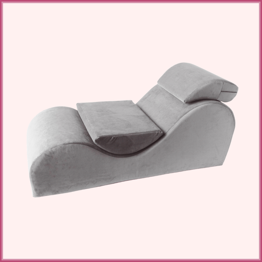 Esse Chaise
